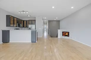 1649 W Cortland St, Chicago, IL 60622 - Photo 5