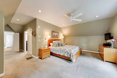220 Northwood Road, Riverside, IL 60546 - Photo 33
