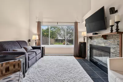 1723 Leeds Court #1, Mundelein, IL 60060 - Photo 5
