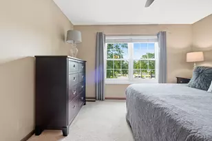 1723 Leeds Ct, Mundelein, IL 60060 - Photo 15