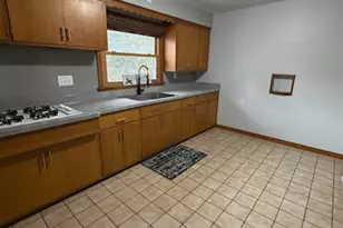 2108 23rd St, Rockford, IL 61108 - Photo 5