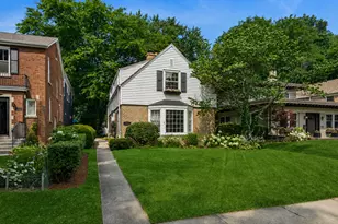 2734 Lawndale Ave, Evanston, IL 60201 - Photo 1