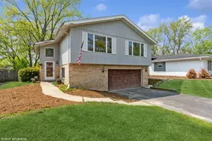 47 W Stone Ave, Lake Forest, IL 60045 - Photo 1