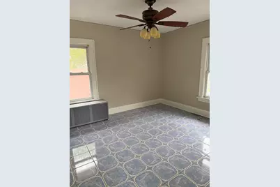 [Address not provided], Waukegan, IL 60085 - Photo 9