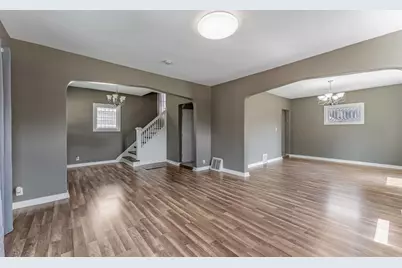 228 Richards Street, Joliet, IL 60433 - Photo 7