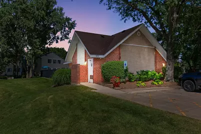 995 S Pinetree Circle #995, Buffalo Grove, IL 60089 - Photo 17