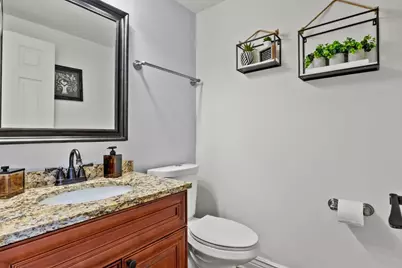 657 S Parkside Drive, Round Lake, IL 60073 - Photo 15