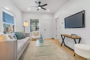 2724 N Mobile Ave, Chicago, IL 60639 - Photo 9