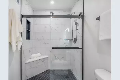 2724 N Mobile Avenue #HSE, Chicago, IL 60639 - Photo 13