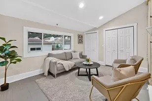 4832 N Tripp Ave, Chicago, IL 60630 - Photo 11