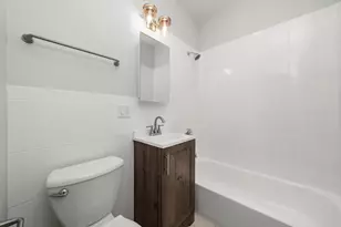 6500 S Minerva Ave, Chicago, IL 60637 - Photo 9