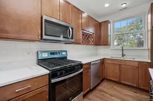 6500 S Minerva Ave, Chicago, IL 60637 - Photo 7