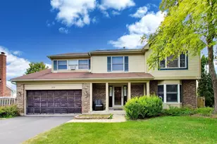 320 Yorkshire Dr, Mundelein, IL 60060 - Photo 1