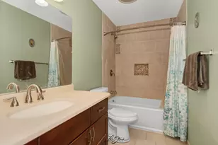 4609 W Glenbrook Trail, McHenry, IL 60050 - Photo 17