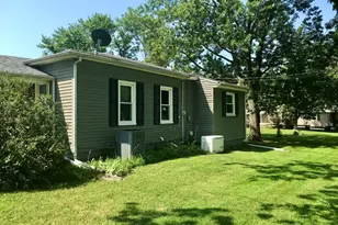 406 Mill St, Buda, IL 61314 - Photo 5