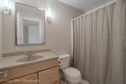 14 Baker Park Avenue, Peru, IL 61354 - Photo 25