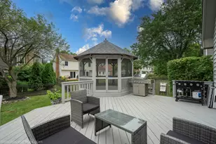 27W303 Chartwell Dr, Winfield, IL 60190 - Photo 41