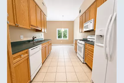 6807 N Milwaukee Avenue #103, Niles, IL 60714 - Photo 5