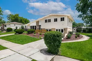 14825 Parkside Ave, Oak Forest, IL 60452 - Photo 1