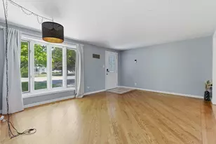 8753 S Kostner Ave, Hometown, IL 60456 - Photo 3