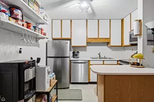 3130 W Monroe St, Waukegan, IL 60085 - Photo 7