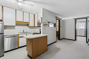 3130 W Monroe St, Waukegan, IL 60085 - Photo 11