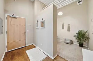 2323 W Pershing Rd, Chicago, IL 60609 - Photo 3