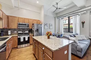 2323 W Pershing Rd, Chicago, IL 60609 - Photo 9