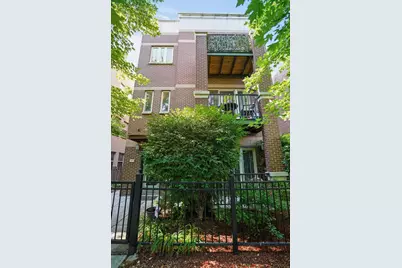 1112 W Washburne Avenue #301, Chicago, IL 60608 - Photo 1