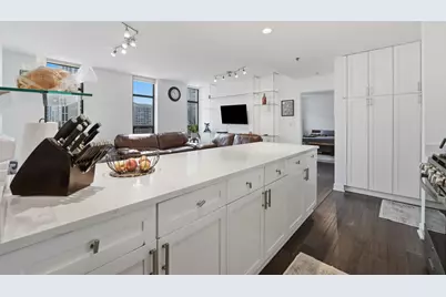 1255 S State Street #1603, Chicago, IL 60605 - Photo 7