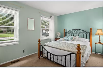 1217 Nippert Drive, Streamwood, IL 60107 - Photo 19