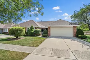 1 Fallcreek Cir, Montgomery, IL 60538 - Photo 1