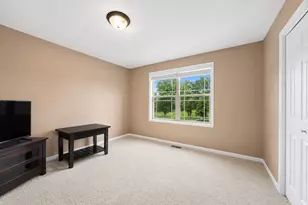 2260 E Tiffany Dr, Crete, IL 60417 - Photo 11
