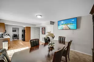 830 Indian Wells Cir, Elgin, IL 60123 - Photo 15