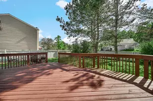 830 Indian Wells Cir, Elgin, IL 60123 - Photo 23