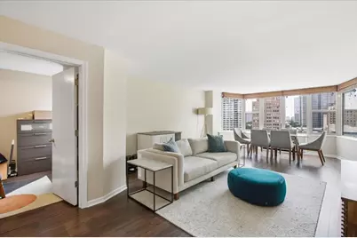 525 W Hawthorne Place #1002, Chicago, IL 60657 - Photo 9