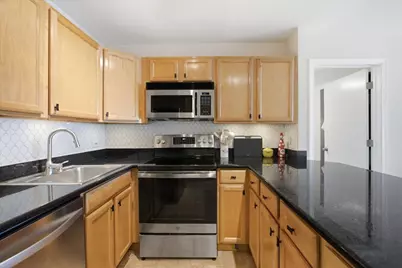 525 W Hawthorne Place #1002, Chicago, IL 60657 - Photo 13