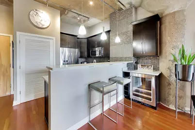 1000 W 15th Street #324, Chicago, IL 60608 - Photo 9