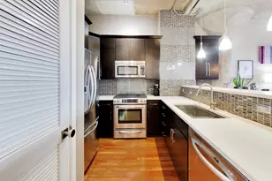 1000 W 15th St, Chicago, IL 60608 - Photo 11