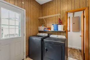 304 S McKinley St, Mansfield, IL 61854 - Photo 25