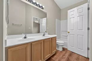 304 Holiday Ln, Hainesville, IL 60073 - Photo 17