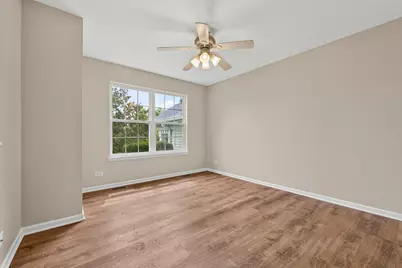 304 Holiday Lane, Hainesville, IL 60073 - Photo 5