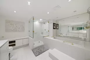 175 E Delaware Pl, Chicago, IL 60611 - Photo 11