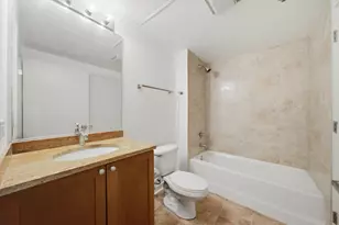 50 E 16th St, Chicago, IL 60616 - Photo 9