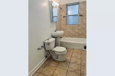 3222 W Berteau Avenue #1, Chicago, IL 60618 - Photo 11