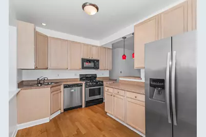 3222 W Berteau Avenue #1, Chicago, IL 60618 - Photo 9