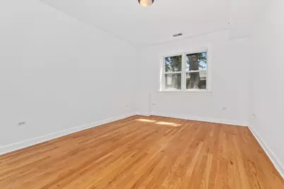 3222 W Berteau Avenue #1, Chicago, IL 60618 - Photo 19