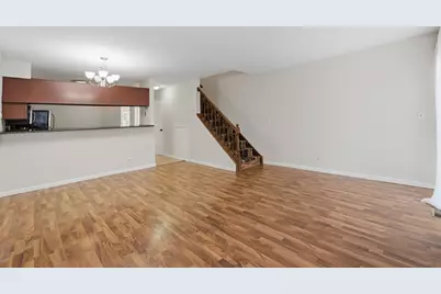 184 W Hamilton Drive, Palatine, IL 60067 - Photo 3