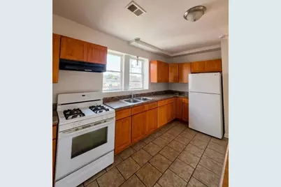 3939 W Iowa Street #1W, Chicago, IL 60651 - Photo 5