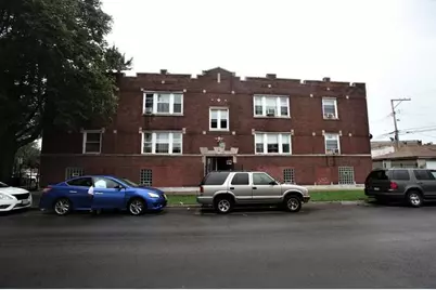 3939 W Iowa Street #1W, Chicago, IL 60651 - Photo 1